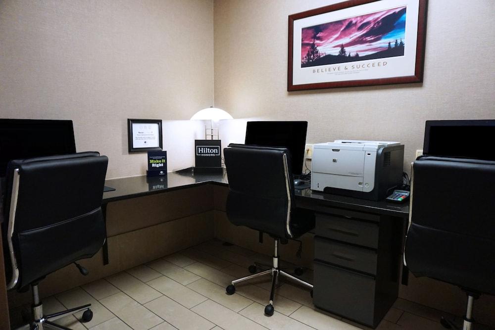 Doubletree By Hilton Madison Downtown Hotell Exteriör bild