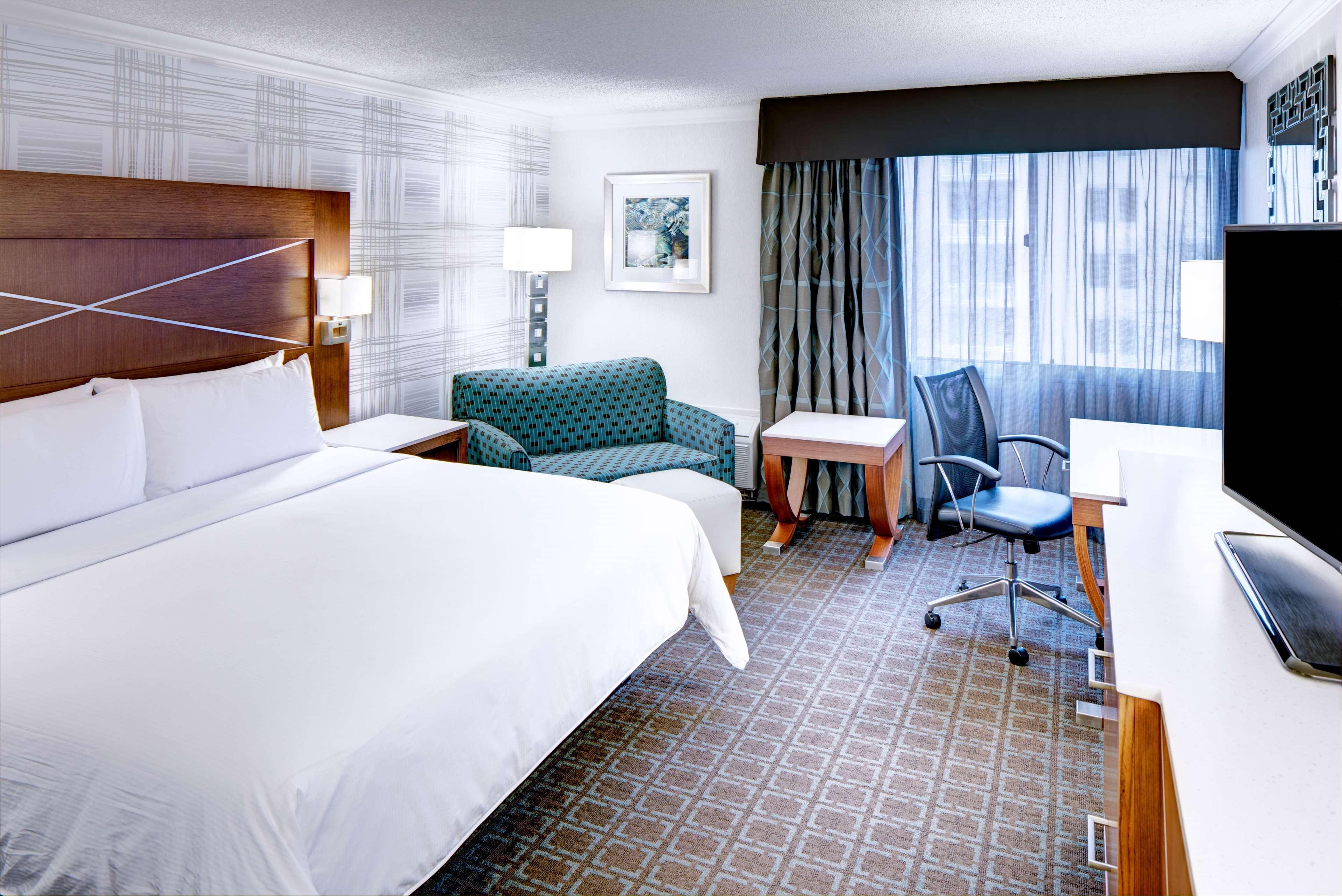 Doubletree By Hilton Madison Downtown Hotell Exteriör bild