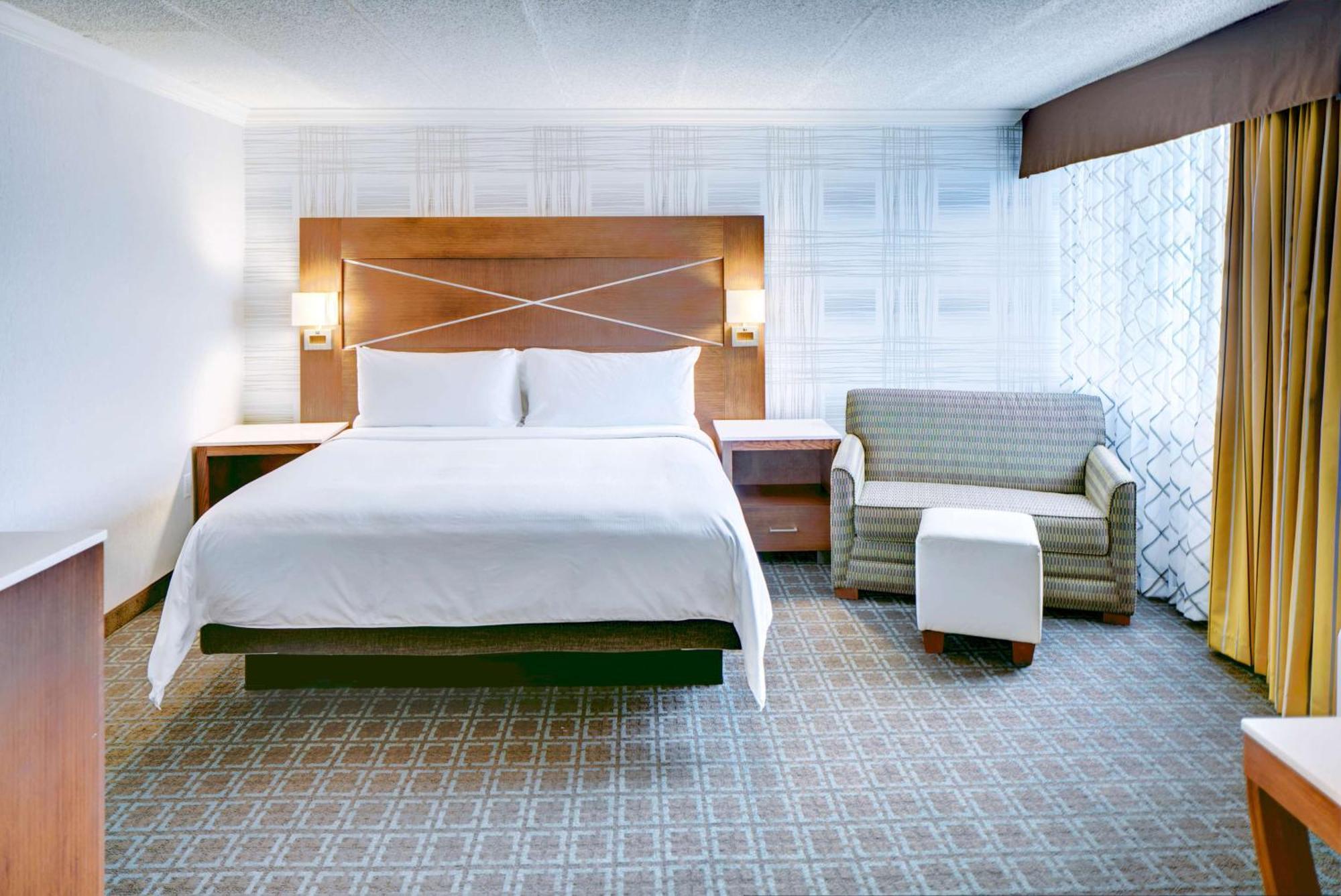Doubletree By Hilton Madison Downtown Hotell Exteriör bild
